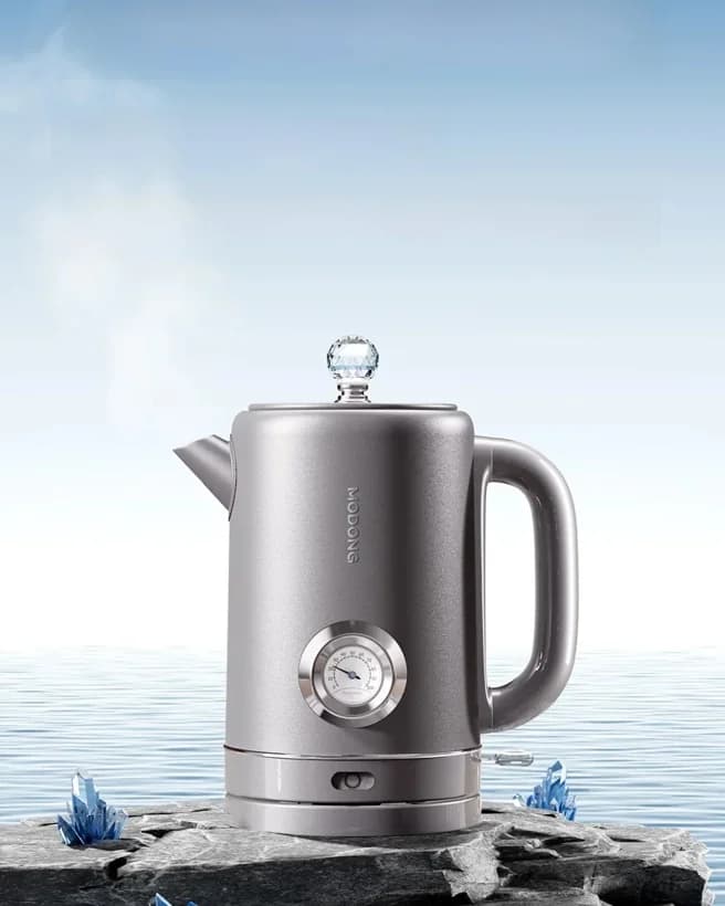 Электрический чайник из чистого титана с дисплеем температуры 1.8L
